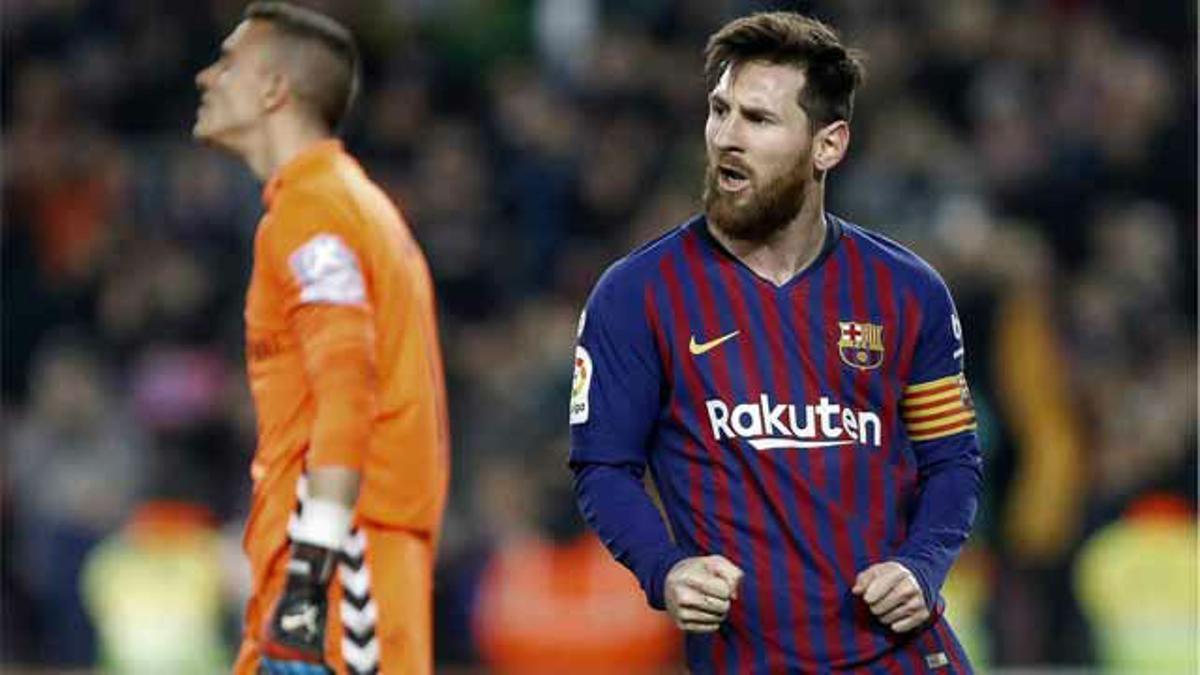 Messi aprovechó un penalti a Piqué para adelantar al Barça