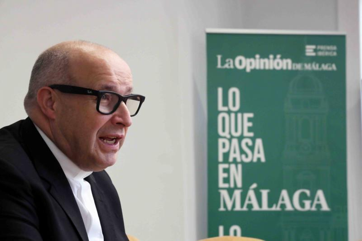 José Antonio Satué, en un momento de la entrevista en la redacción de La Opinión de Málaga