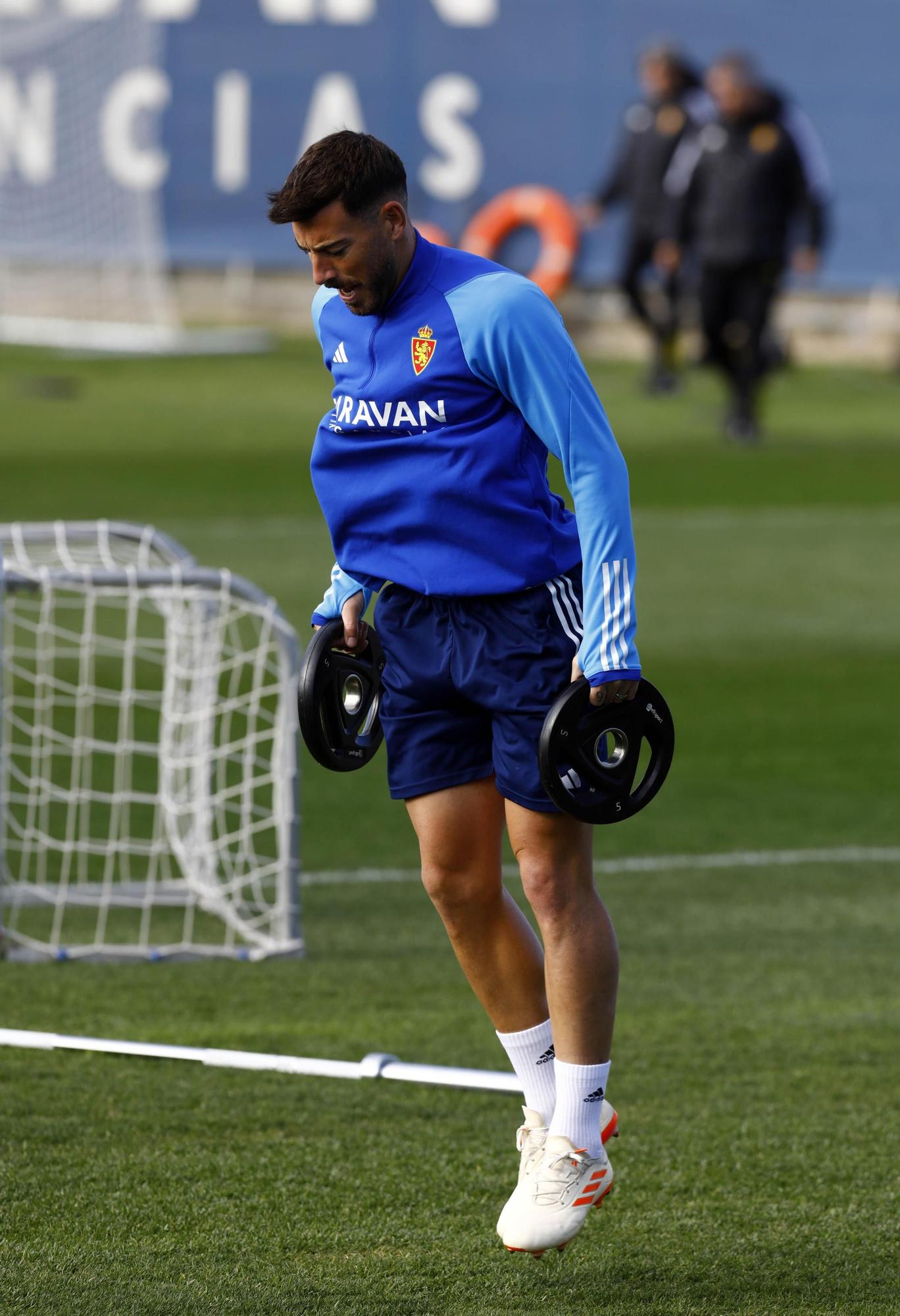 EN IMÁGENES | Así ha sido el primer entrenamiento del Real Zaragoza con Julio Velázquez