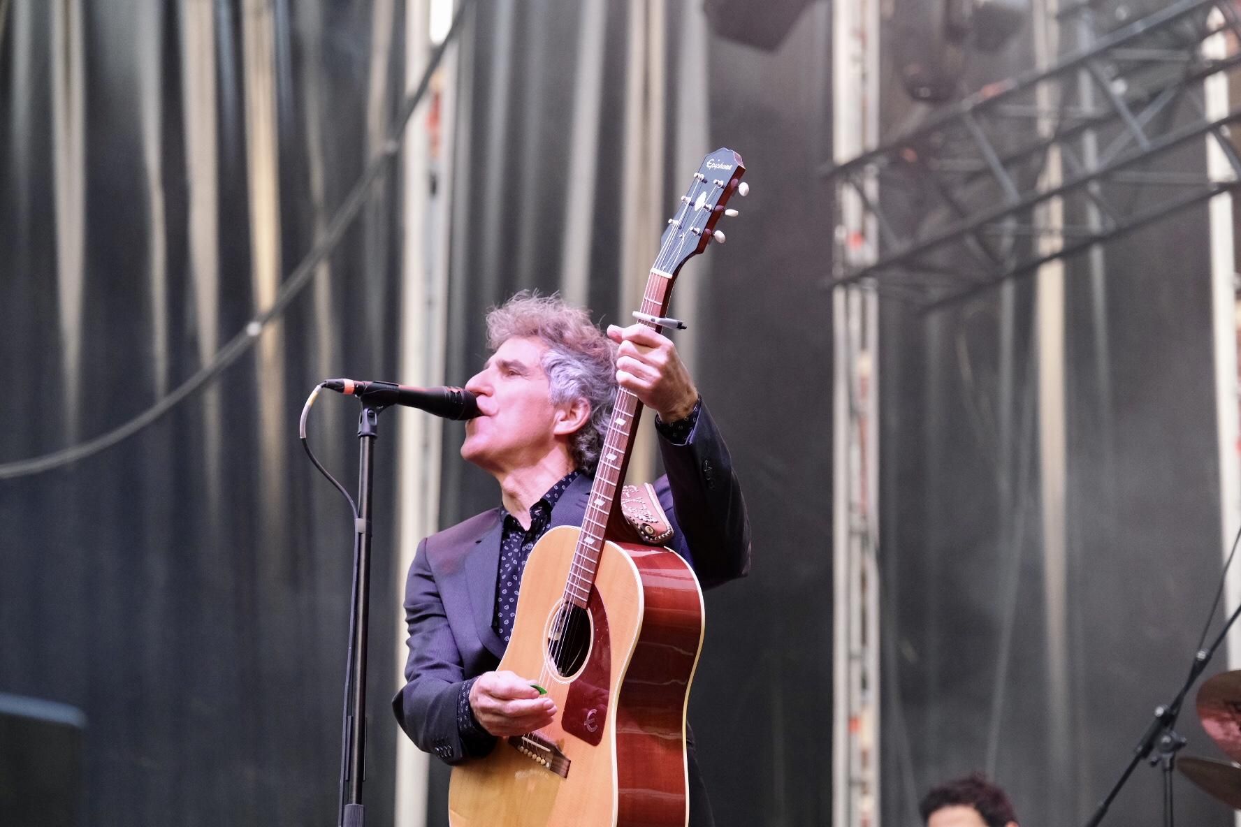 Mikel Erentxun, en concierto en el Brisa Festival.