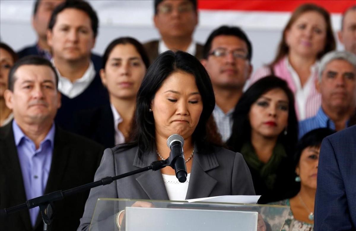 zentauroepp34225826 peruvian presidential candidate keiko fujimori accompanied b180607130455