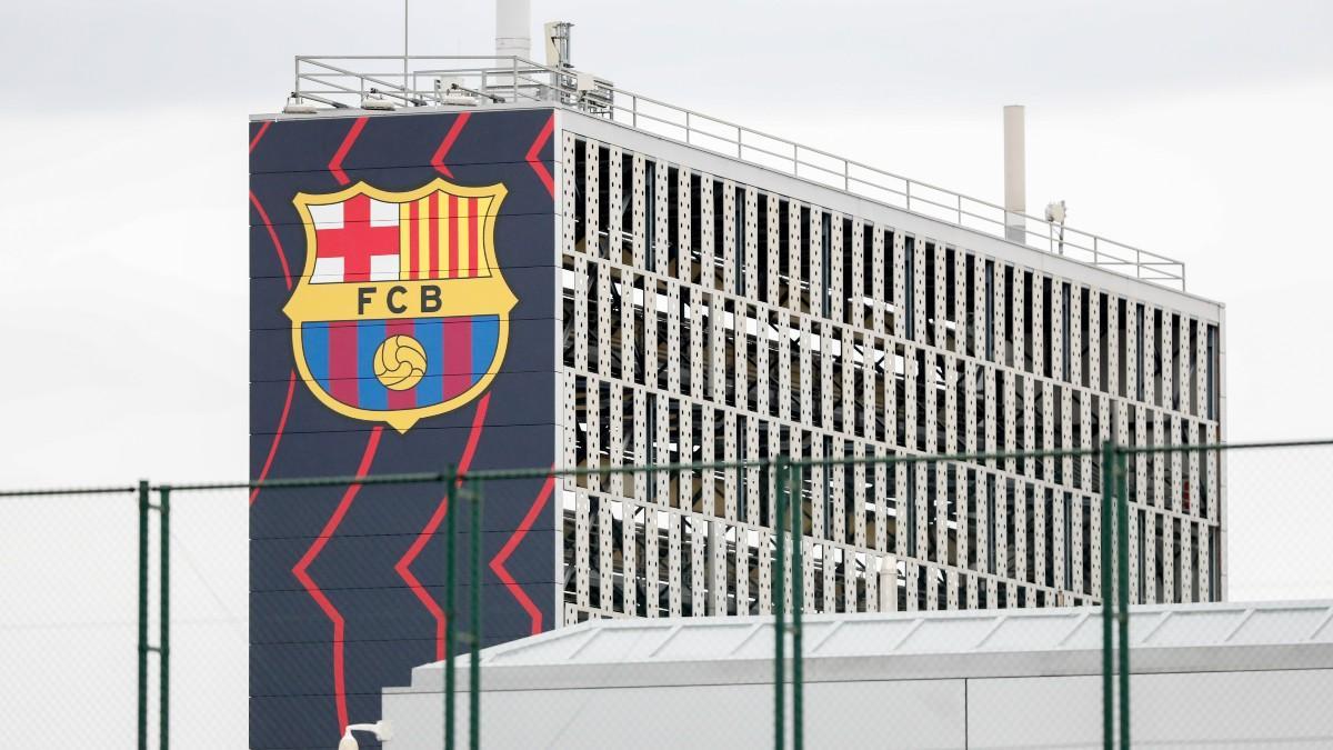 El Barça, imputado por cohecho tras los millonarios pagos a Negreira