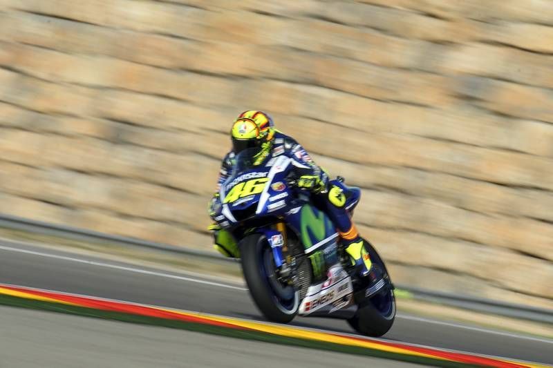 Primeros entrenamientos libres en Motorland