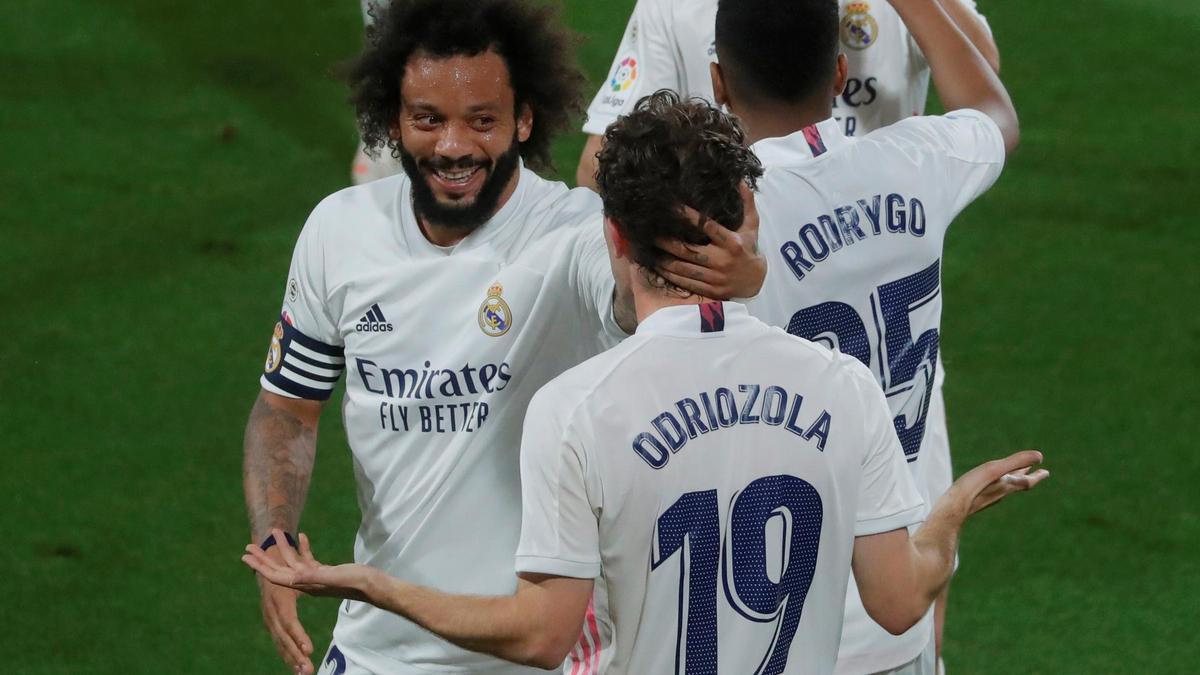 Marcelo se libra de la mesa electoral y viaja a Londres con el resto de la expedición del Real Madrid