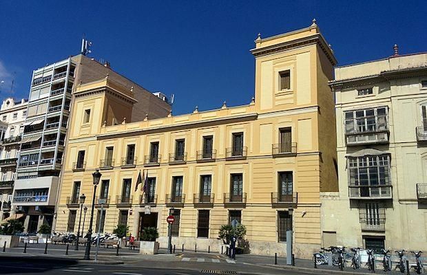 Recorrido por los 17 palacios de València