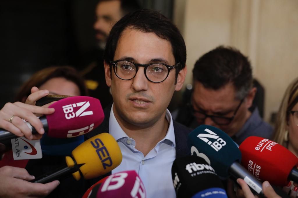 El PP pide la abstención del PSOE para investir a Prohens presidenta de Balears y los socialistas se niegan