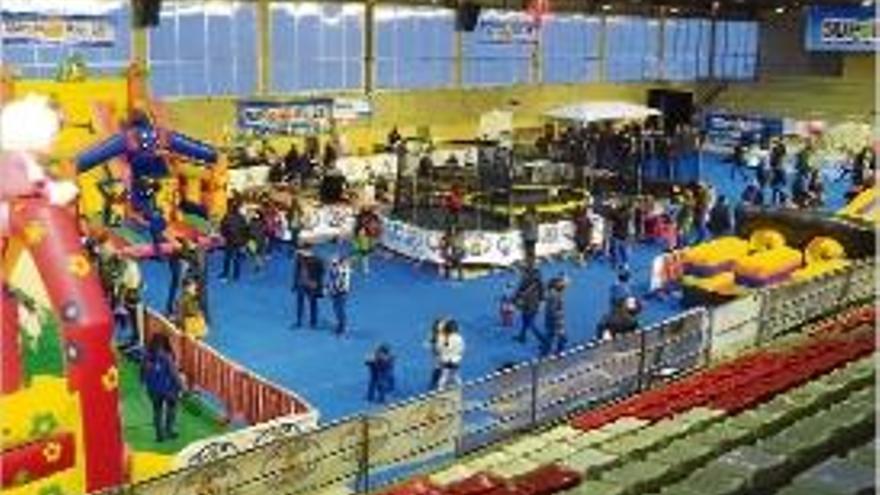 L&#039;Expodiver ocupa uns 2.500 m2 a l&#039;espai de l&#039;antic pavelló d&#039;esports.