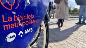 El misterioso golpe del guardabarros de las bicicletas del AMBici