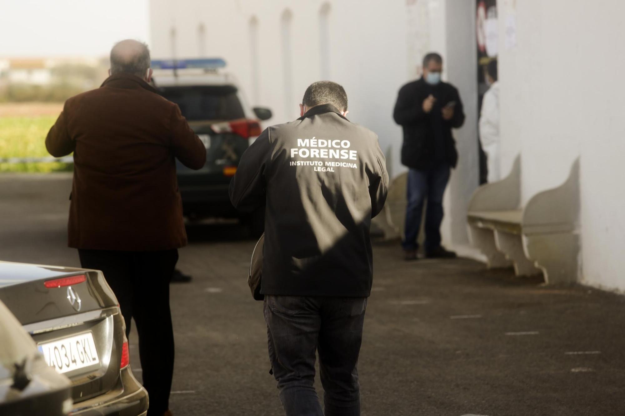 Profanan una veintena de tumbas en el cementerio de Paiporta