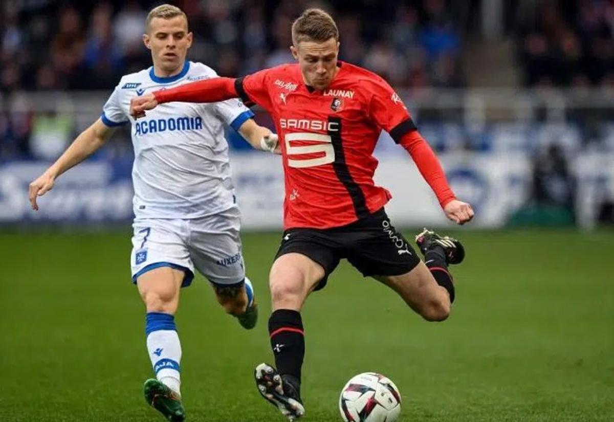 El Rennes cuenta con un buen lateral izquierdo como es Adrien Truffert.