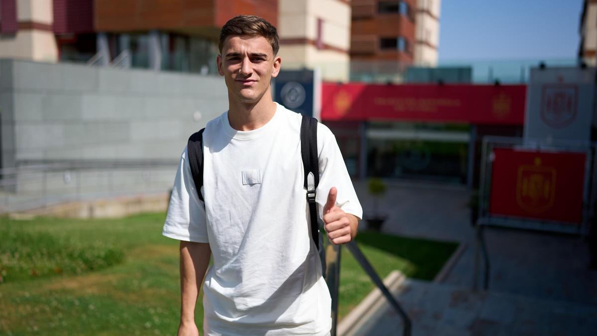 Gavi ha vuelto a la Roja después de su lesión