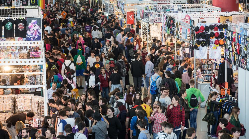 Miles de personas acuden al evento dedicado a la cultura japonesa celebrado en la provincia de Alicante