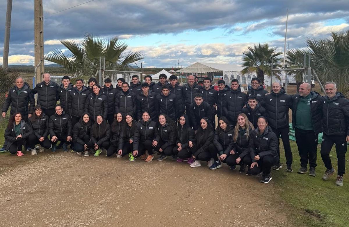 La expedición extremeña, en Almodóvar del Río.