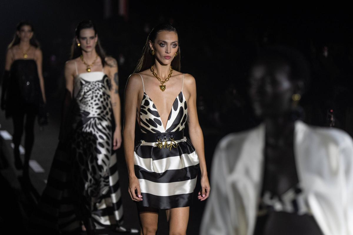 Desfile de Lola Casademunt by Maite en el marco de la 080 Barcelona Fashion