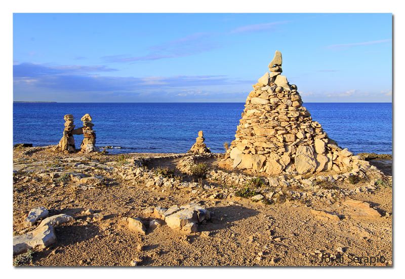 Montoncitos de piedras "que matan"