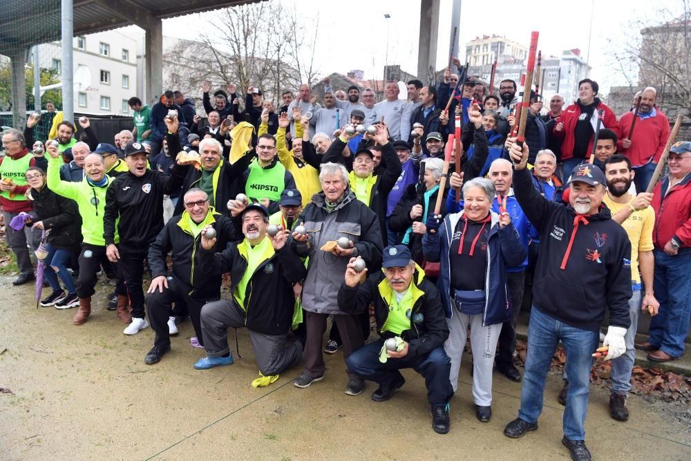 Torneo de petanca, billarda y llave en A Coruña