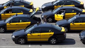 undefined13938074 barcelona 06 09 2010 taxistas en la estacion de sants foto f171222114439