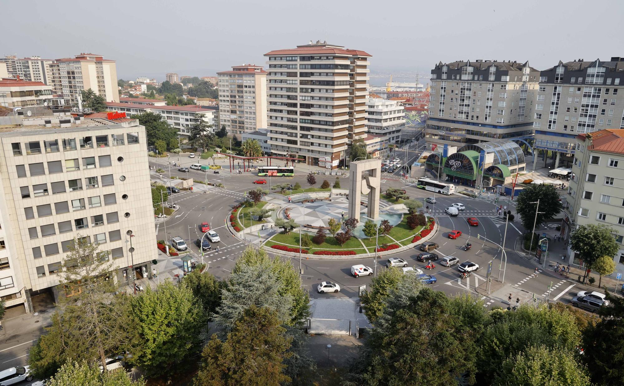 El reloj del IES Santa Irene vuelve a funcionar