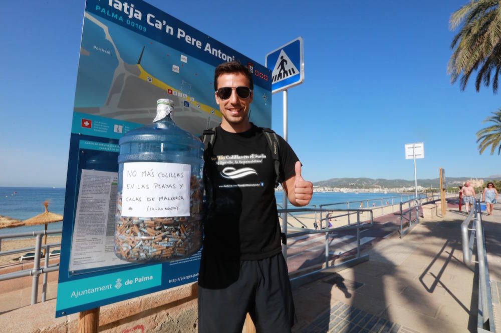 Eine katalanische Organisation hat zum gemeinsamen Müllsammeln aufgerufen. Die Zigarettenreste werden fotografiert und zusammengetragen. Los ging es am Montag (14.8.) an Palmas Stadtstrand Can Pere Antoni.