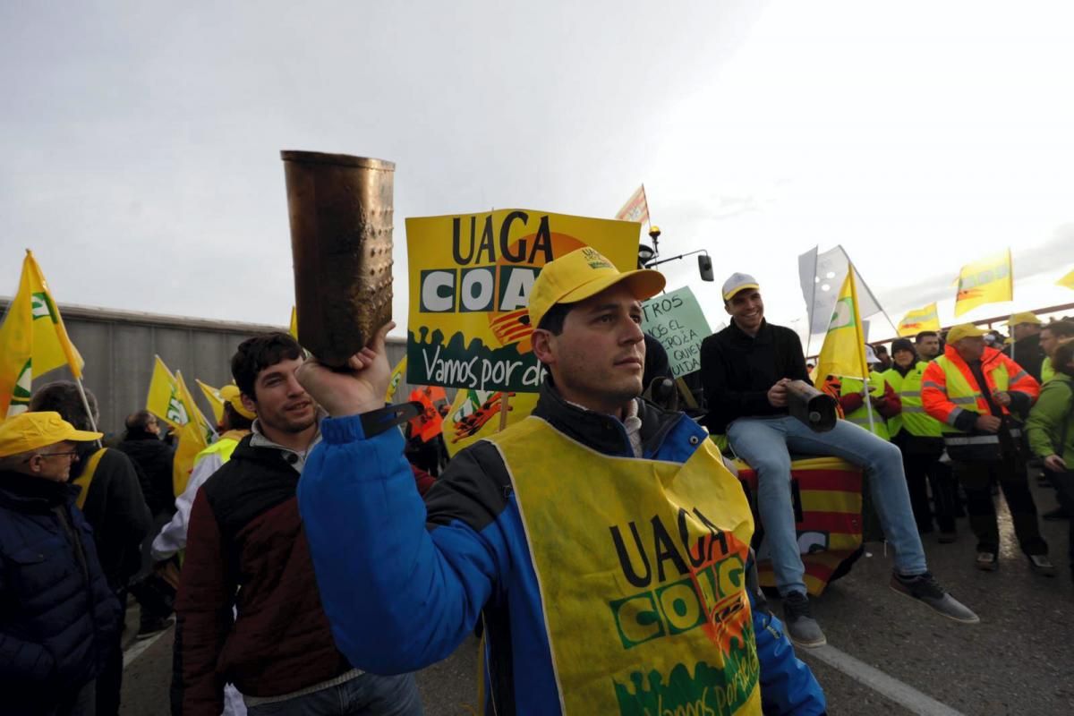 Manifestación de agricultores en Zaragoza