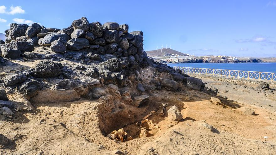 Visita a la zona arqueológica de El Agujero, La Guancha y Bocabarranco en Gáldar