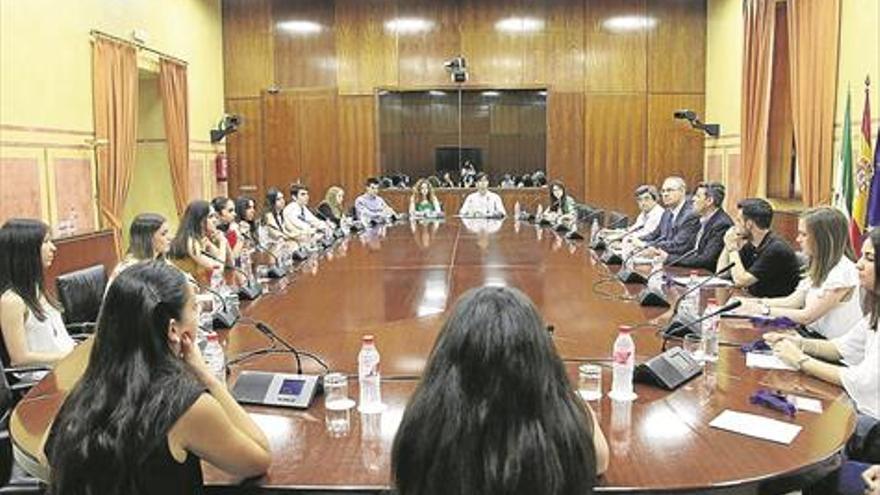 Alumnos de Derecho piden que se cree una Fiscalía para desahucios