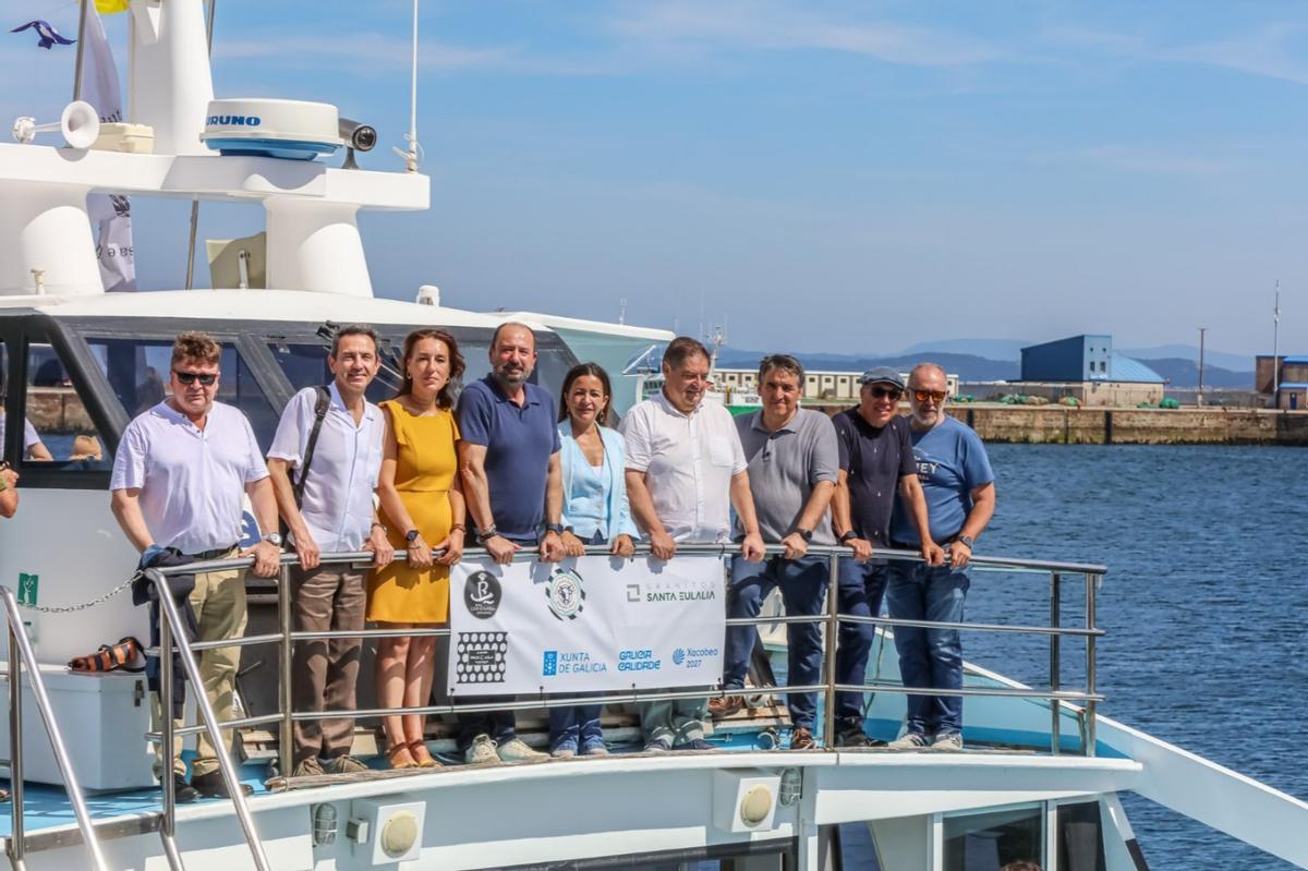 La singladura por la ría de Arousa y el río Ulla que rememora la traslación de los restos del apóstol Santiago.