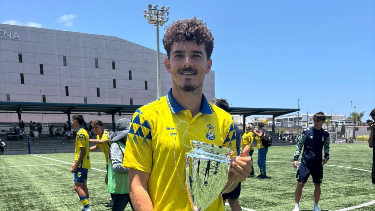 Zeben, jugador del filial de Las Palmas.