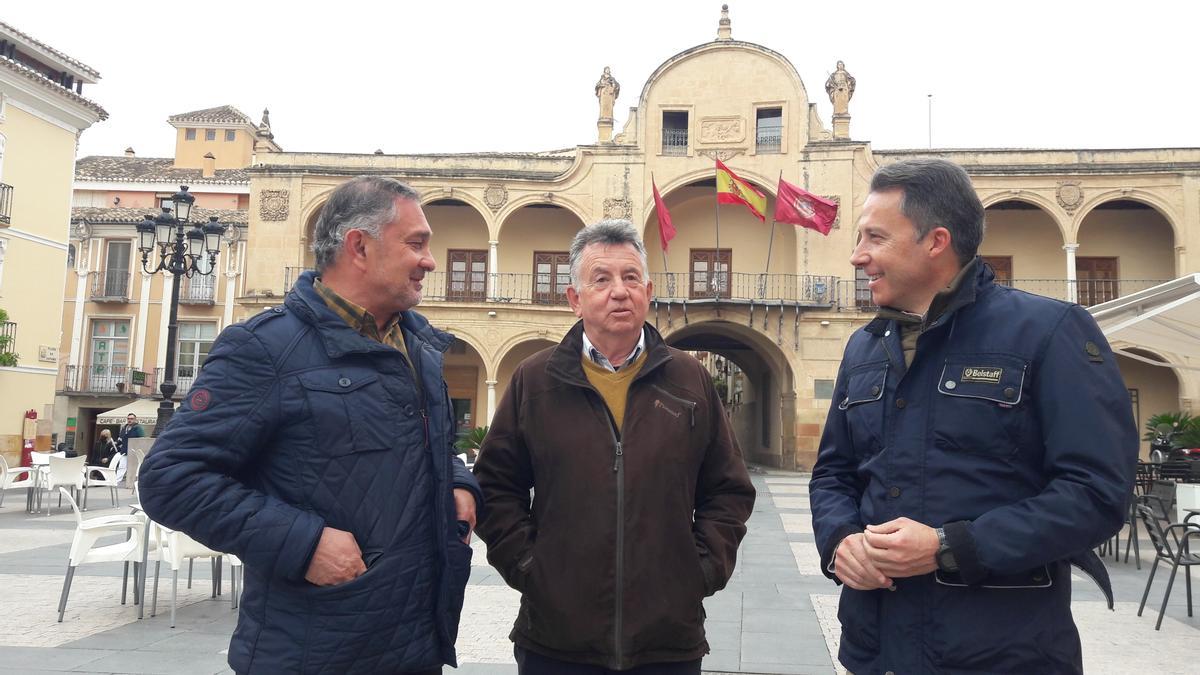 Ángel Meca, Víctor Ortín y Fulgencio Gil, este viernes.