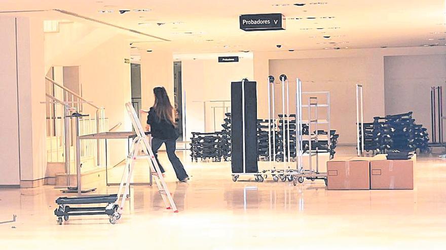 El comercio pospone a primavera  valorar el efecto del cierre de Zara en el centro de Castelló