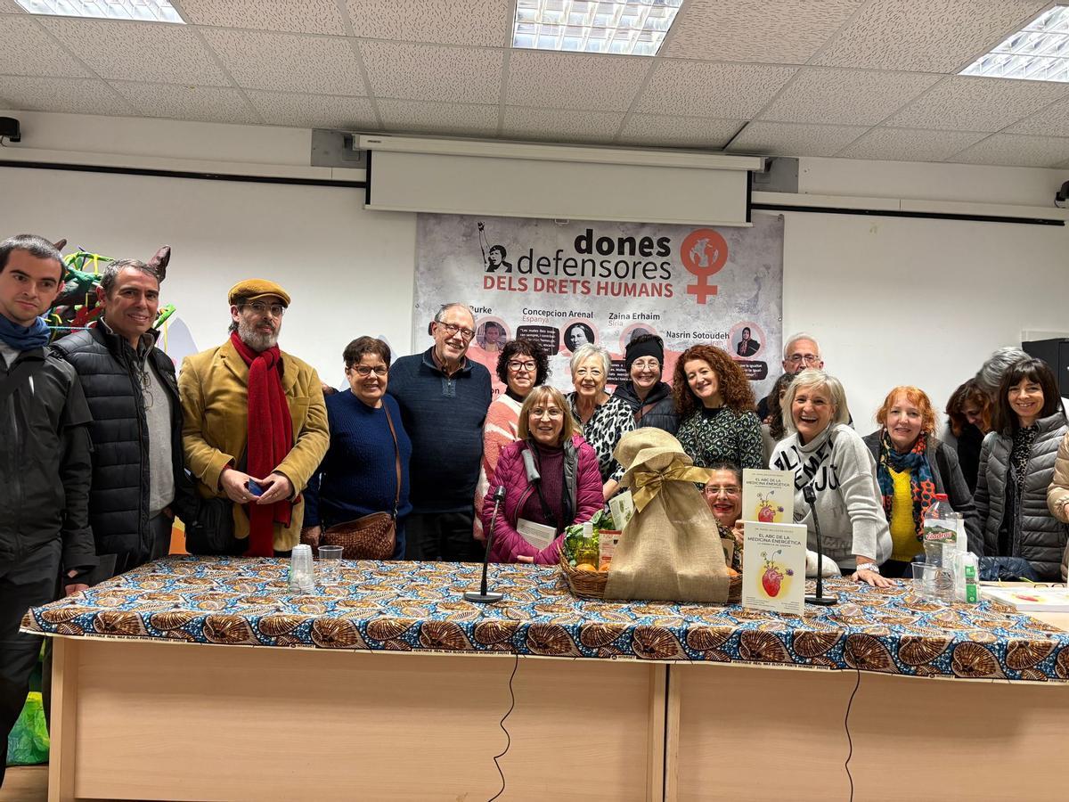 El doctor Manel Ballester va rebre un obsequi dels organitzadors