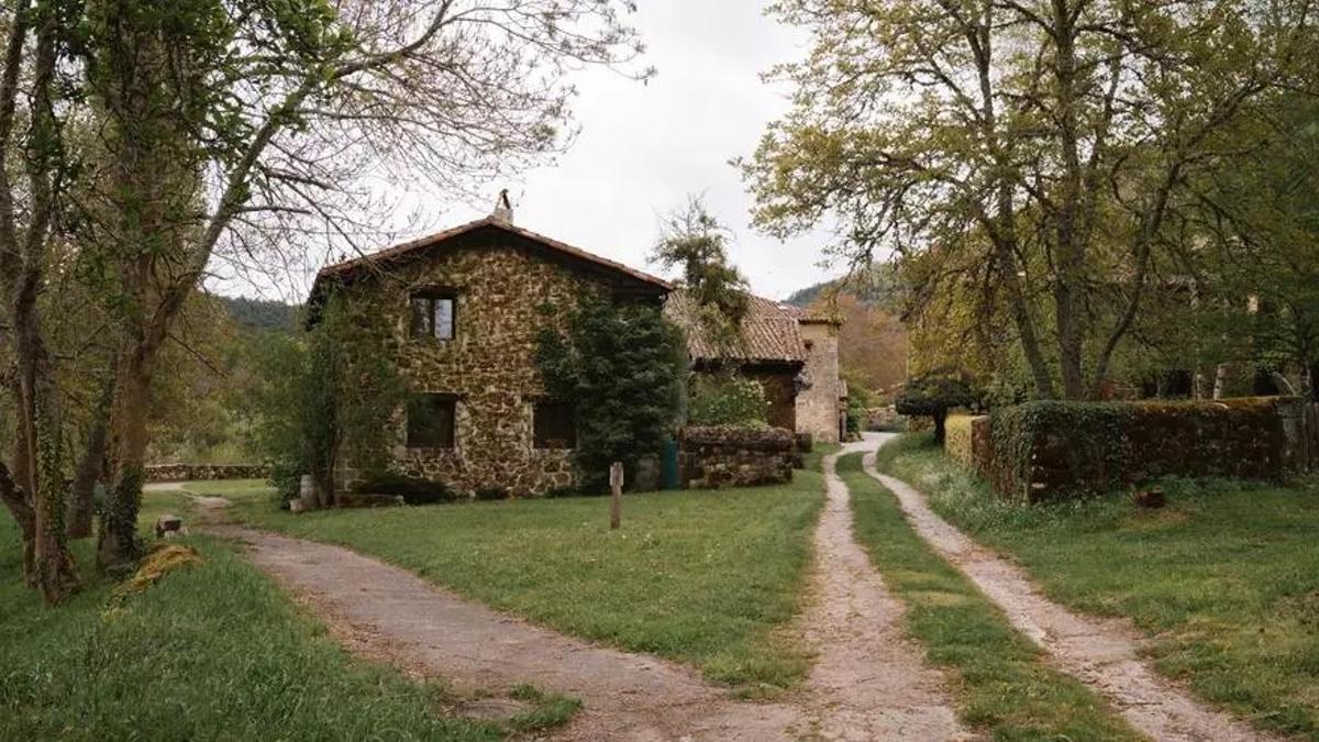 Vista de las casas de Crespos, en Burgos.