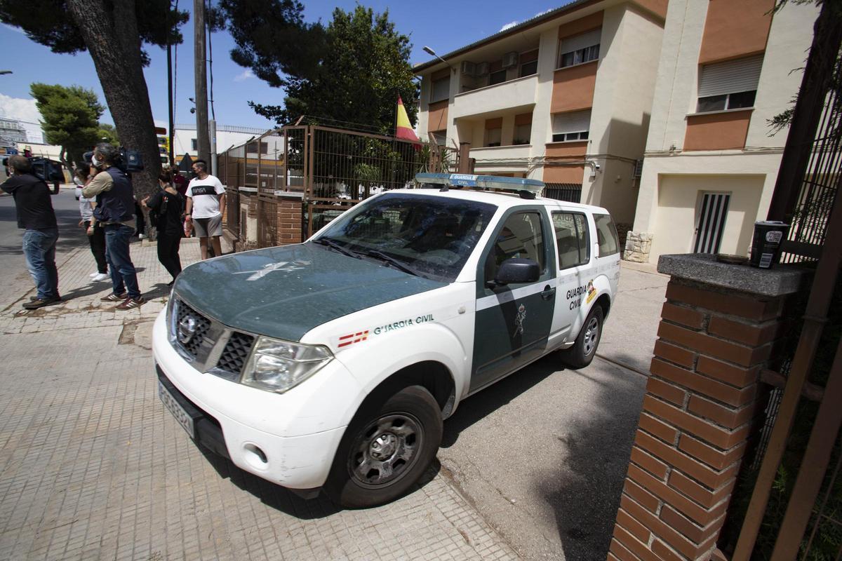 Exterior del cuartel de la Guardia Civil de Carcaixent en una imagen de archivo.