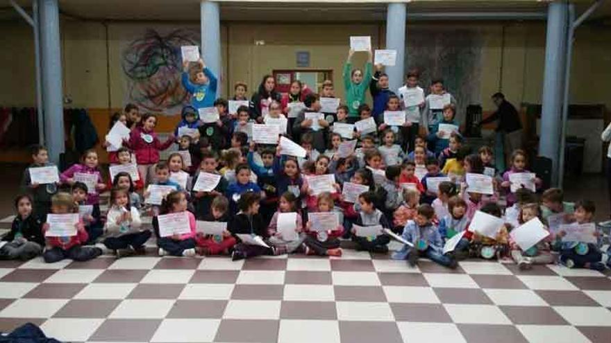 Los alumnos del CRA de Moraleja recaudan comida para el Banco de Alimentos