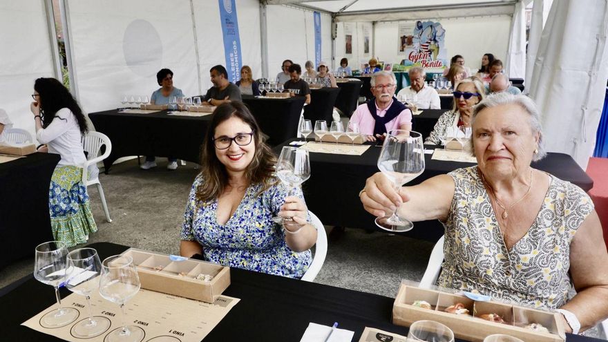 Gijón disfruta lo atlántico a sorbos y a bocados