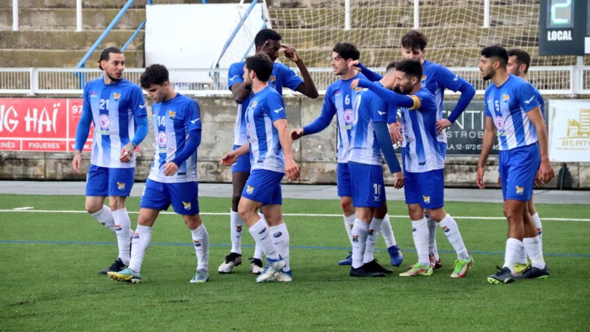 CF Palamós frente UE Figueres, historia de un derbi