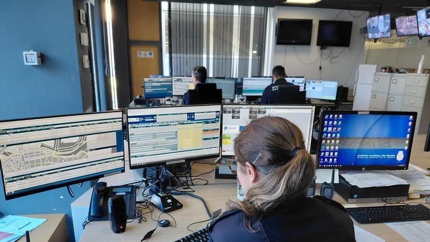 Una conversación con un policía de Vigo evita un suicidio en Teis: «Si no hablo con él, me corto y me meto en el agua hasta morir»