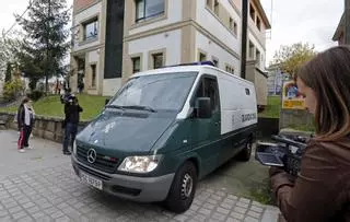 Piden cuatro años de cárcel para dos acusados de estafa en la venta de un coche en Ponteareas