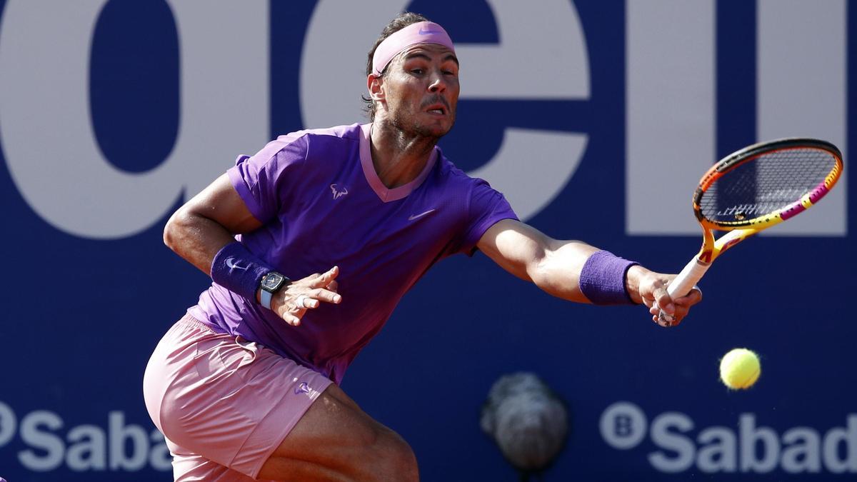 Nadal, en una acción del partido ante Carreño.