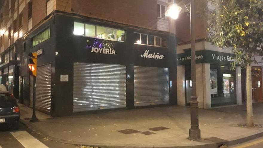 Atracan la joyería Muiña en la avenida de la Argentina de Gijón