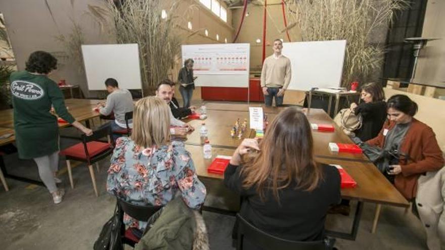 Un momento del taller celebrado el jueves en Alicante.