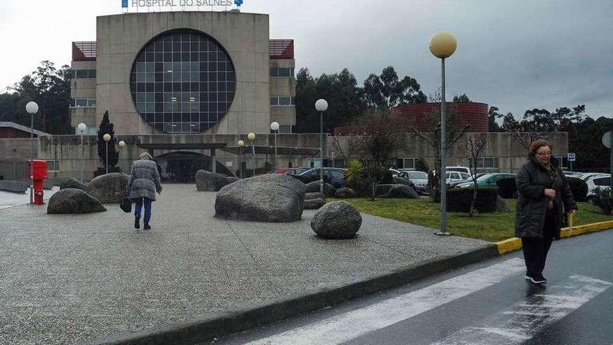 El Hospital Comarcal do Salnés, ubicado en la parroquia vilagarciana de Rubiáns. // Iñaki Abella