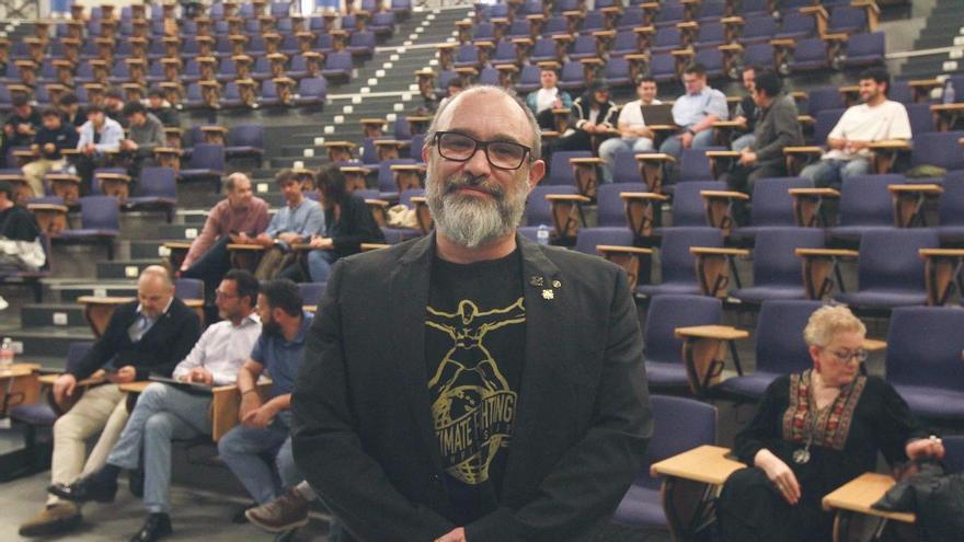 El hacker Antonio Fernandes alerta en Ourense sobre las grietas de la ciberseguridad