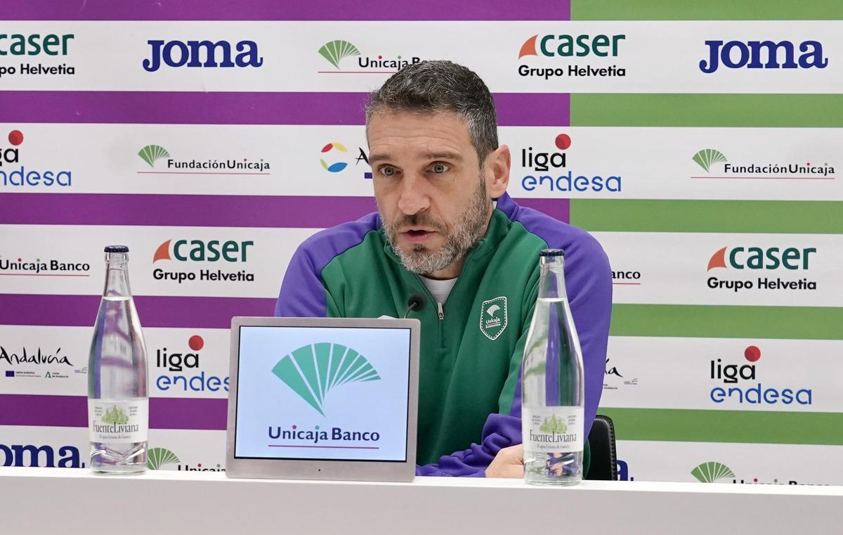 Ibon Navarro, durante la rueda de prensa.