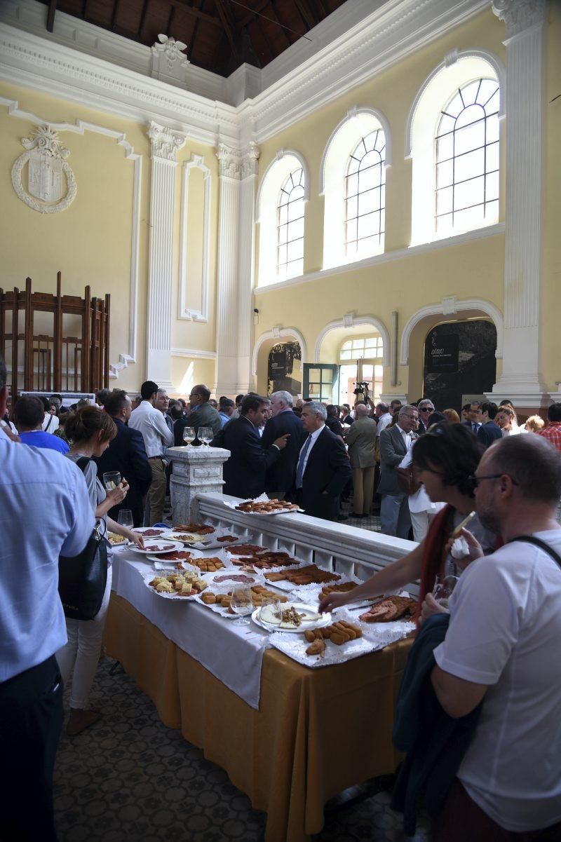 Reapertura de la línea ferroviaria internacional de Canfranc