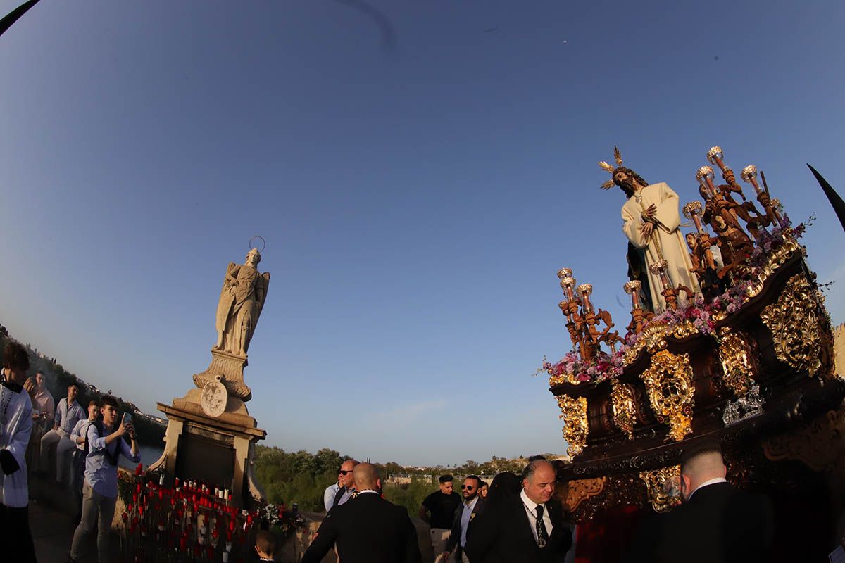 La hermandad del Amor vuelve a la Catedral