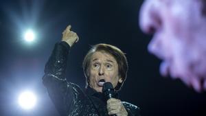 Raphael en concierto en el Palau Sant Jordi.