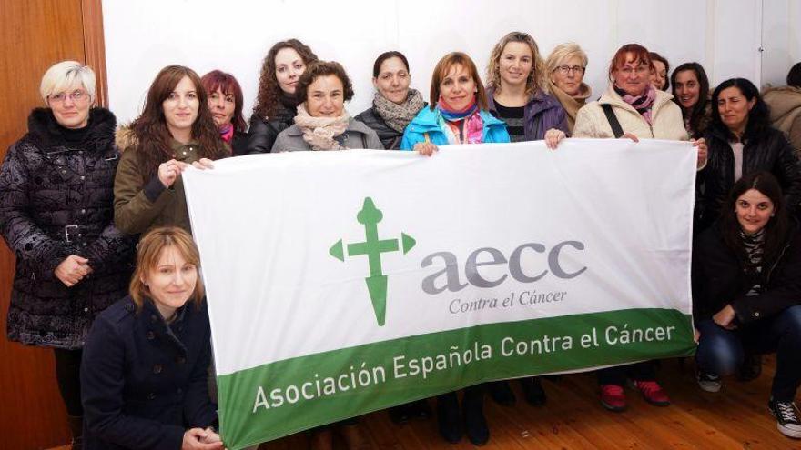 Miembros de la Asociación Española contra el Cáncer de Aliste