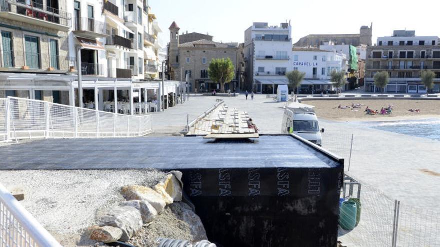 Les obres que s&#039;estan portant a terme per acabar la reforma de la primera fase, a la Platja.