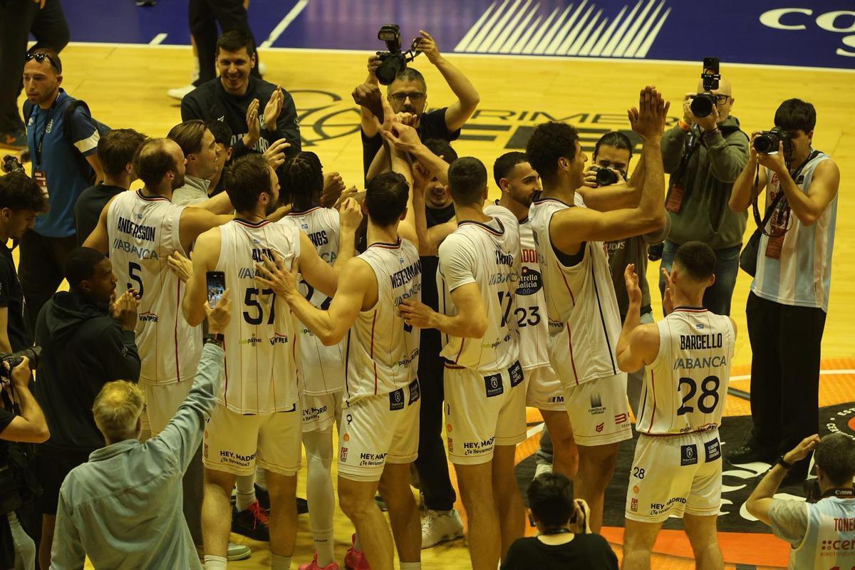 El Obradoiro asciende y convierte Sar en una fiesta de ACB